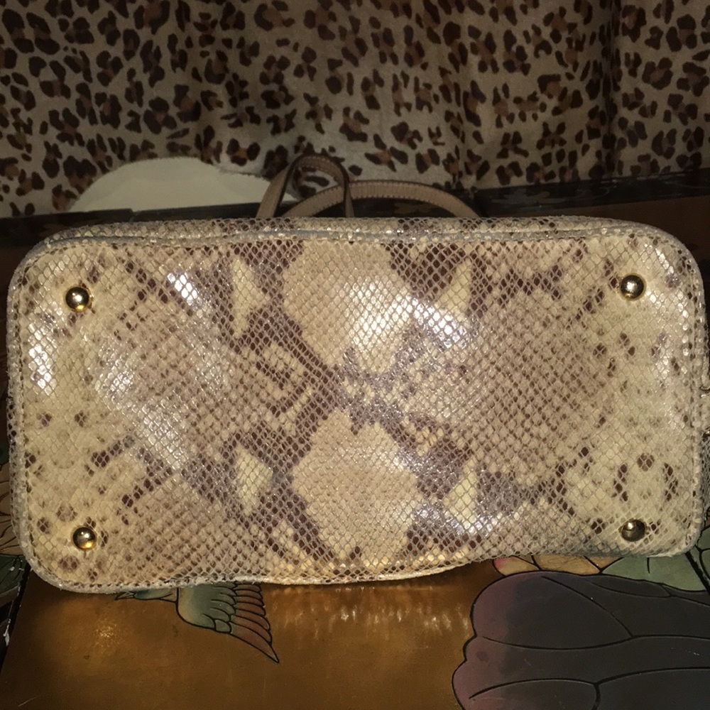 Handbag - Picture 4 of 8